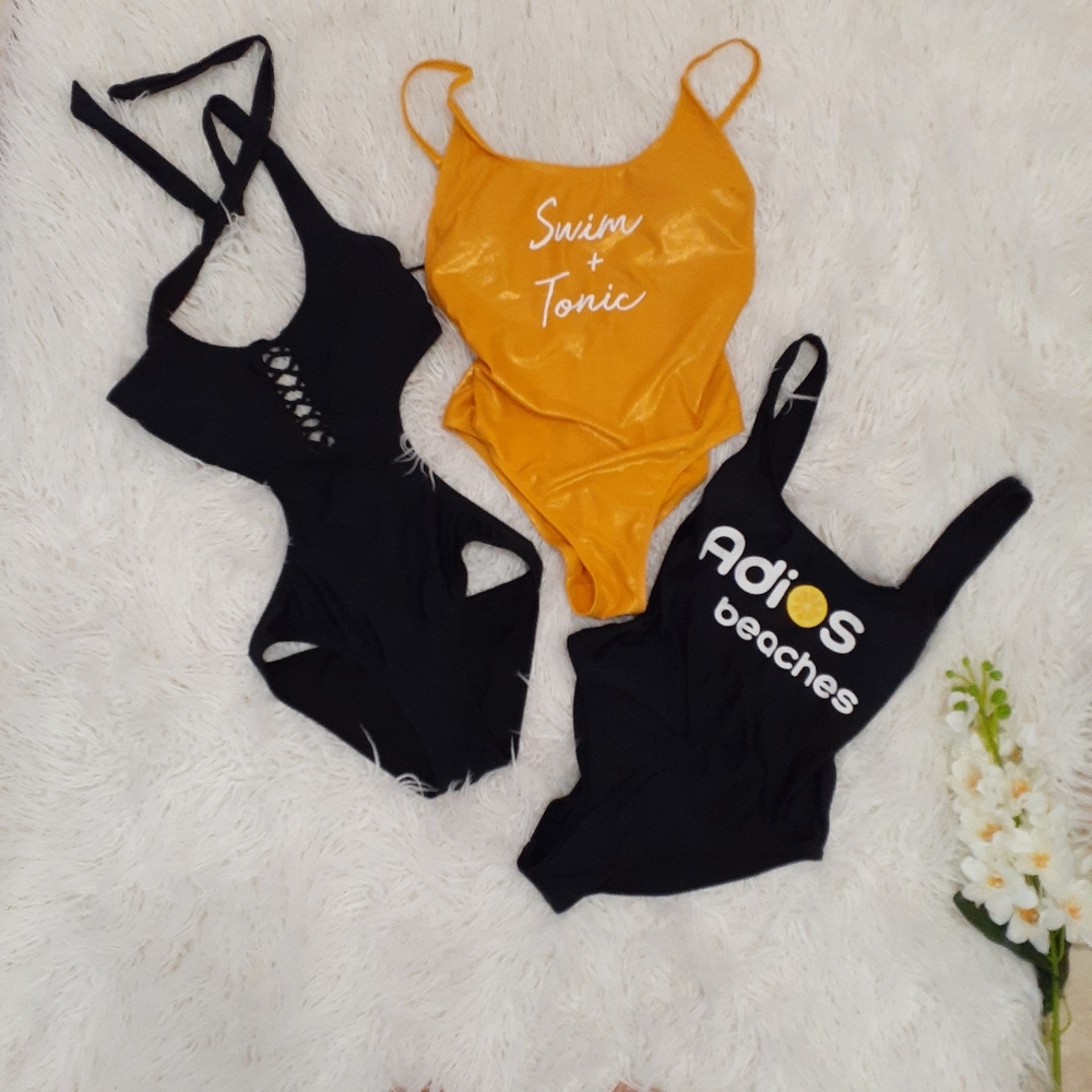 3 bikinis 🌴☀️